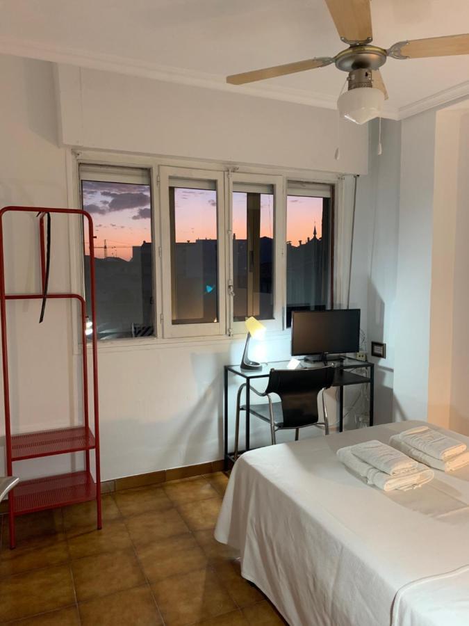 Hotel Y Restaurante Puerta De Aranda اراندا دي دويرو المظهر الخارجي الصورة